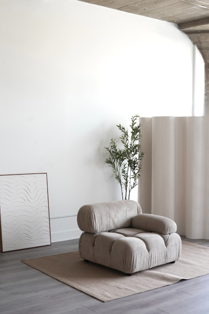 Soul Studio — seating and natural light